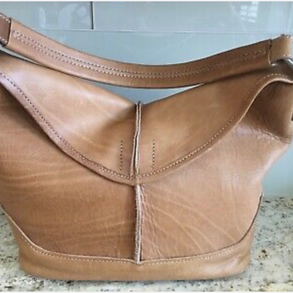 Frye - Picture 7 of 8